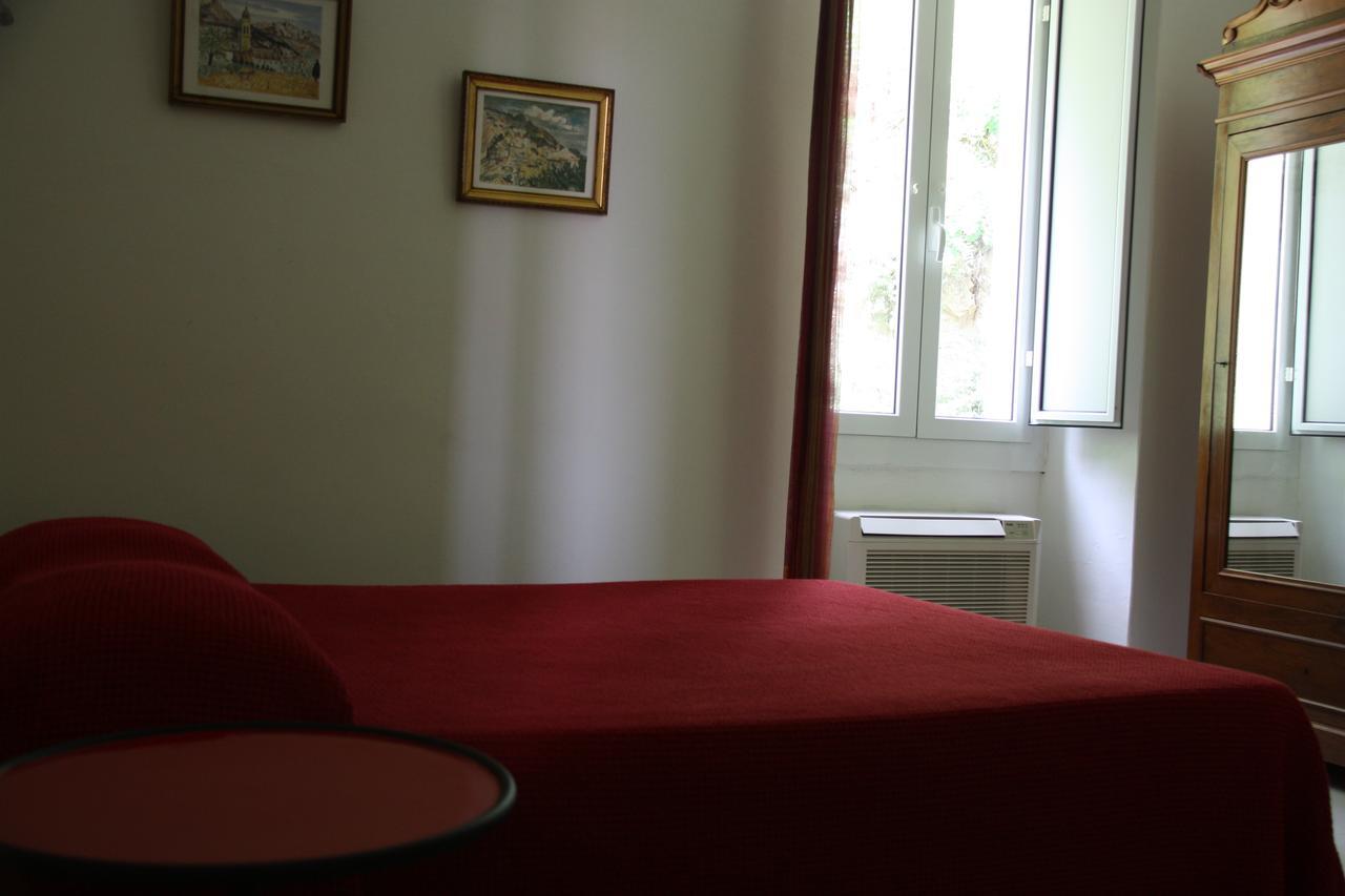 أولميتو Hotel Aiglon المظهر الخارجي الصورة